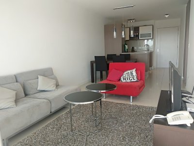 Excelente apartamento ubicado en Av. Roosevelt y Pedragosa Sierra.