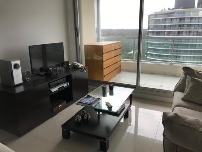 Hermoso departamento en venta ubicado en una de las mejores zonas de Punta del Este.