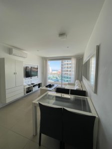 En venta apartamento en torre sol y luna II, unidad de 1 dormitorio, Punta del Este. 