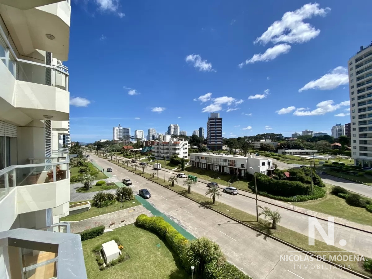 Brava - GoPunta - Portal Inmobiliario de Punta del Este - Maldonado