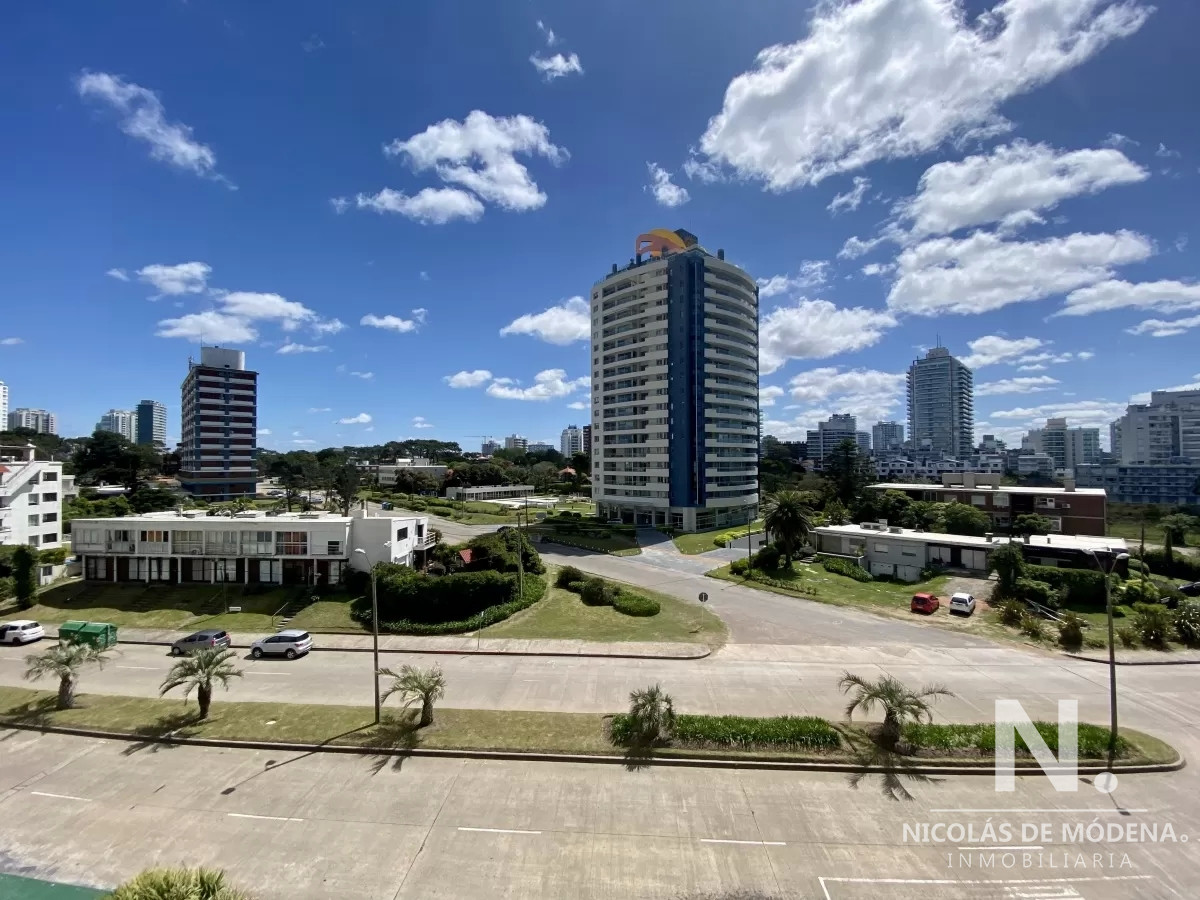 Brava - GoPunta - Portal Inmobiliario de Punta del Este - Maldonado