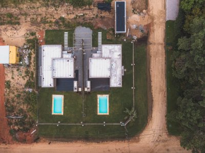Comercializa excelente desarrollo inmobiliario de Casas en Barrio Privado, Punta del Este 