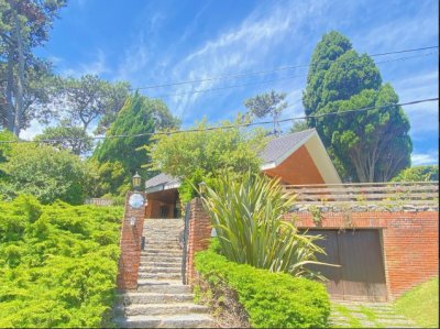 Casa en playa mansa punta del este 4 dormitorios 