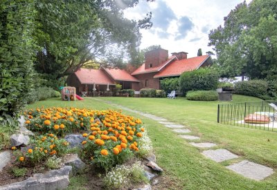 Espectacular chalet de gran tamaño, zona del Golf.