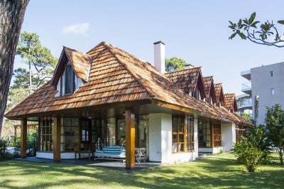 Hermosa Casa con excelente Ubicación.