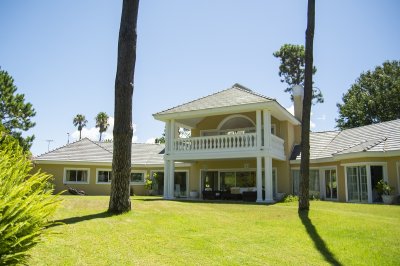Hermosa casa en venta en el Golf.