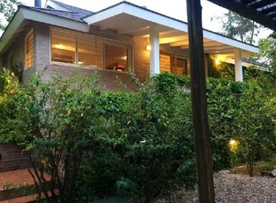 Hermosa casa con piscina en Rincón del Indio