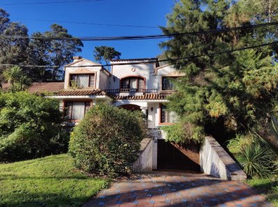 Casa en Oportunidad, San rafael 4 dormitorios , Punta del este