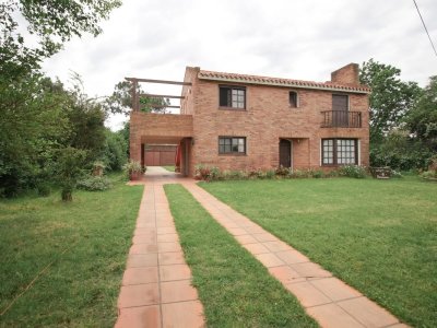 Casa de 4 dormitorios en venta en las Delicias , Maldonado 