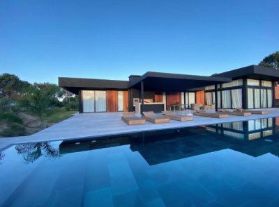 Casa en Laguna Escondida - Jose Ignacio en venta.