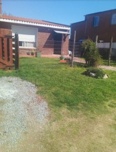 En venta casa en Altos de la Laguna de 4 dormitorios.