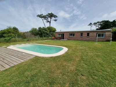 Nueva casa de 3 dormitorios en Punta del Este 