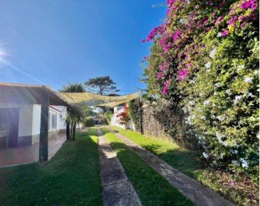 Vende casa en Parada 4 de Playa Mansa, Punta del Este 