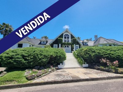 Vendida - Espectacular Mansion en la mejor zona de Beverly Hills  