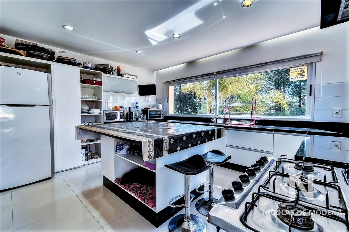 Beverly Hills - GoPunta - Portal Inmobiliario de Punta del Este - Maldonado