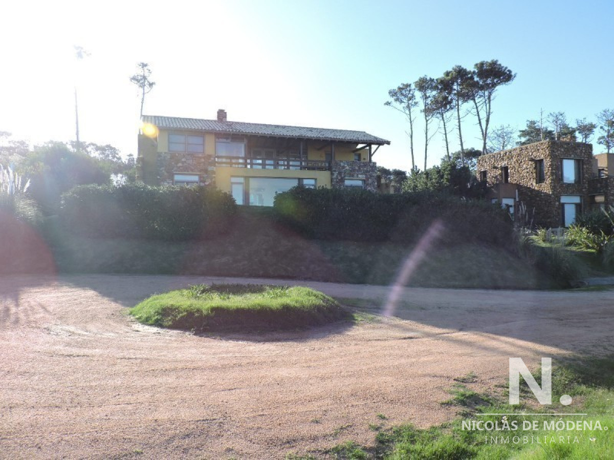 Laguna Blanca - GoPunta - Portal Inmobiliario de Punta del Este - Maldonado