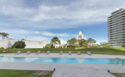 Apartamento de 3 dormitorios en venta proximo a Playa Brava