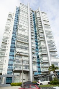 Apartamento 2 dormitorios en a pasos del mar Punta del Este!