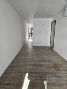 Apartamento de 2 Dormitorios al Frente, próximo a estrenar. Centro de Montevideo
