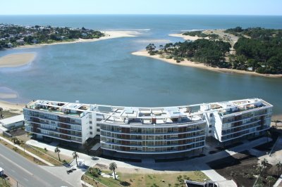 Espectacular apartamento en edificio Delamar 