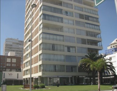 Hermoso Departamento en venta. Punta del este.