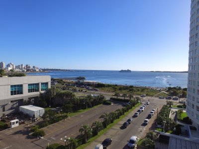 Apartamento de 1 dormitorio, en Mansa, Punta Del Este 