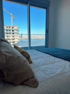 Apartamento de 2 Dormitorios Con Exelentes vistas a la bahia en Bella Vista,Montevideo!