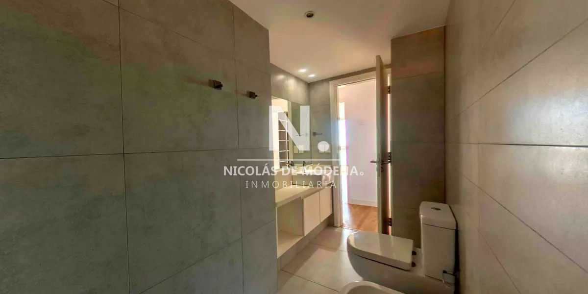 style="height:120px;object-fit:cover;"