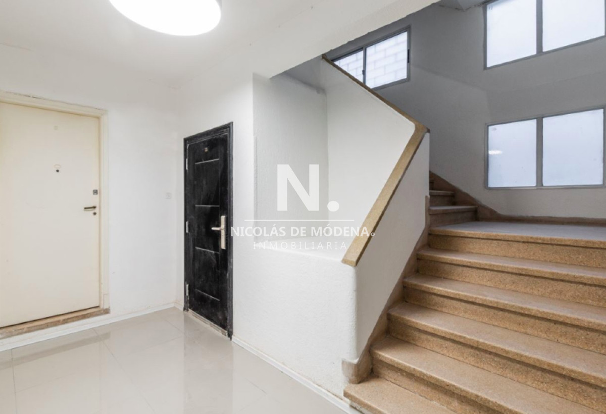 style="height:120px;object-fit:cover;"