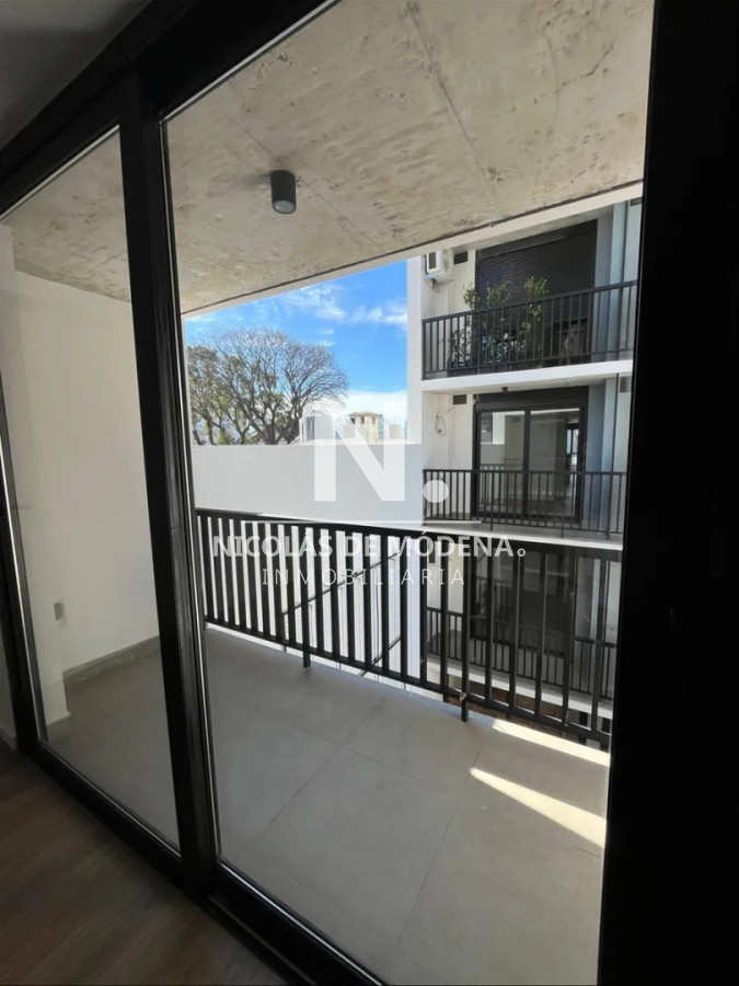 style="height:120px;object-fit:cover;"