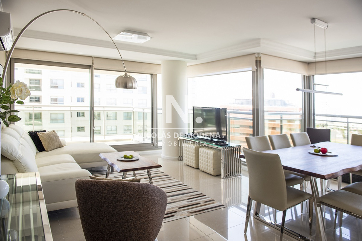 Living comedor Torre Imperiale