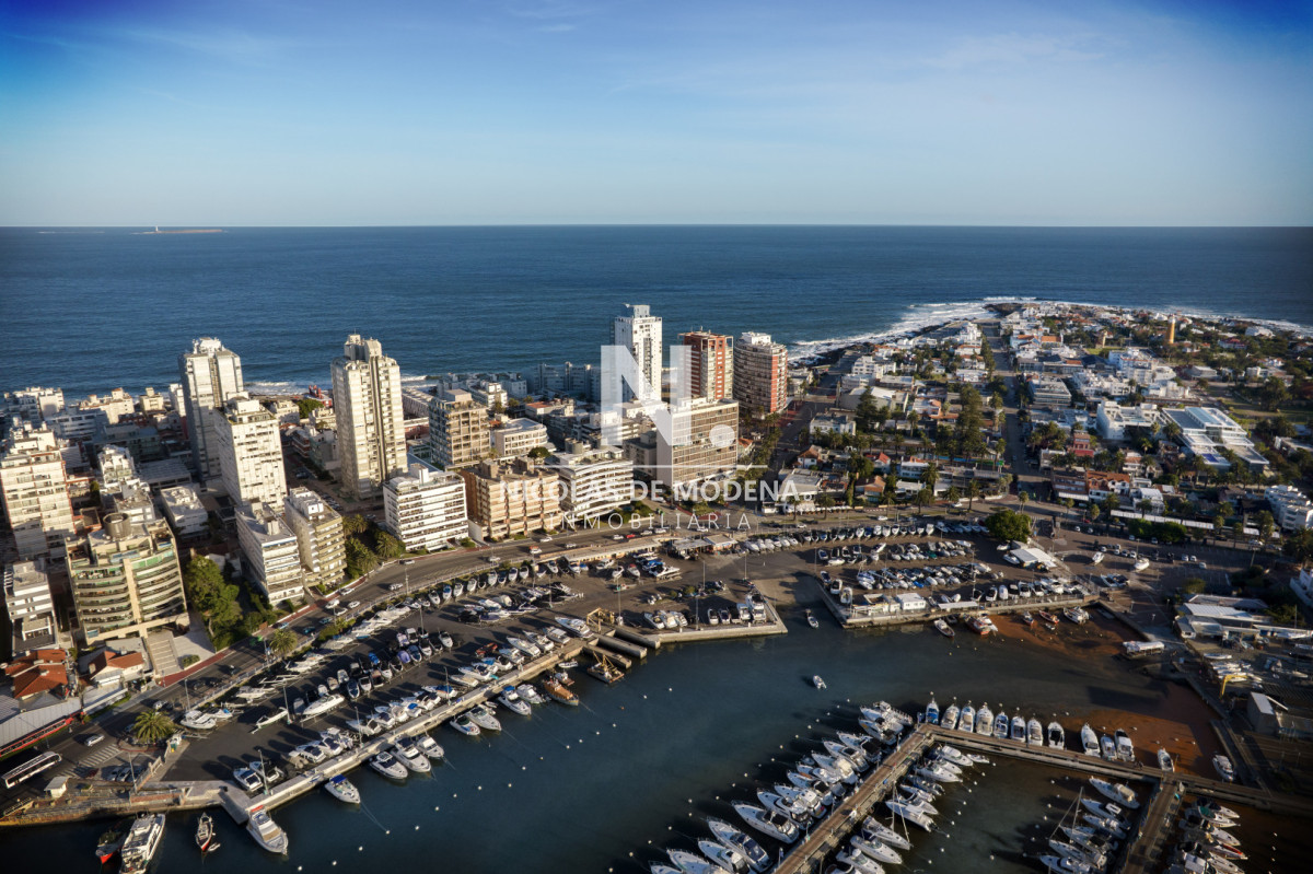 style="height:120px;object-fit:cover;"