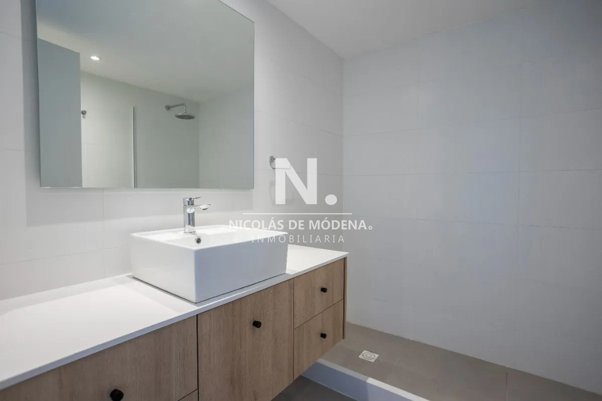 style="height:120px;object-fit:cover;"