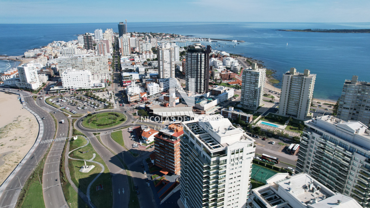 style="height:120px;object-fit:cover;"