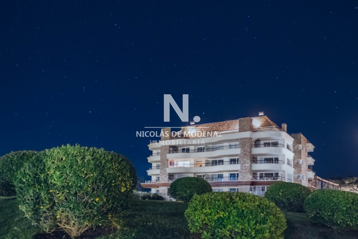 style="height:120px;object-fit:cover;"