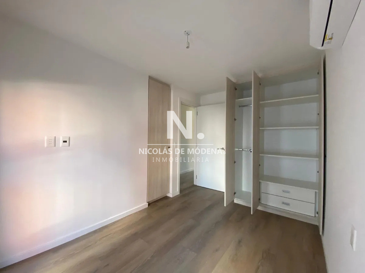 style="height:120px;object-fit:cover;"