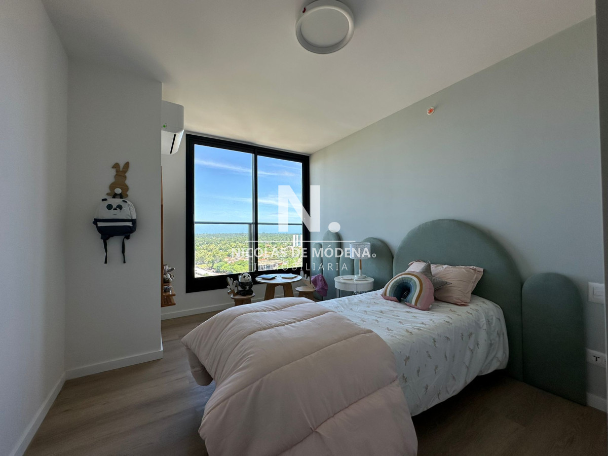 style="height:120px;object-fit:cover;"