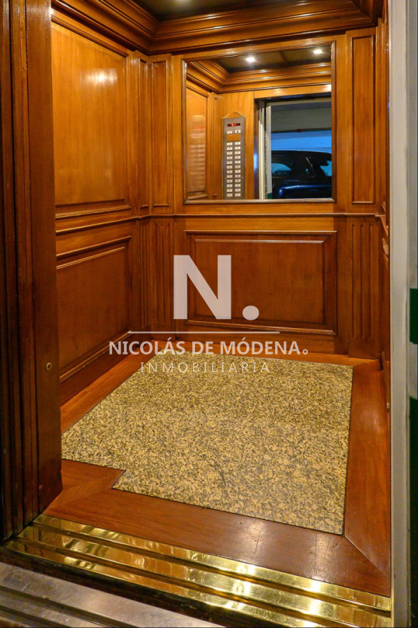 style="height:120px;object-fit:cover;"