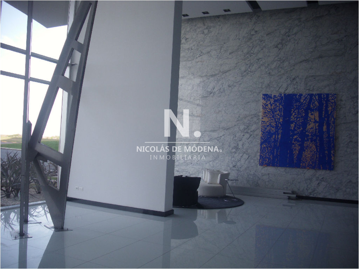 style="height:120px;object-fit:cover;"