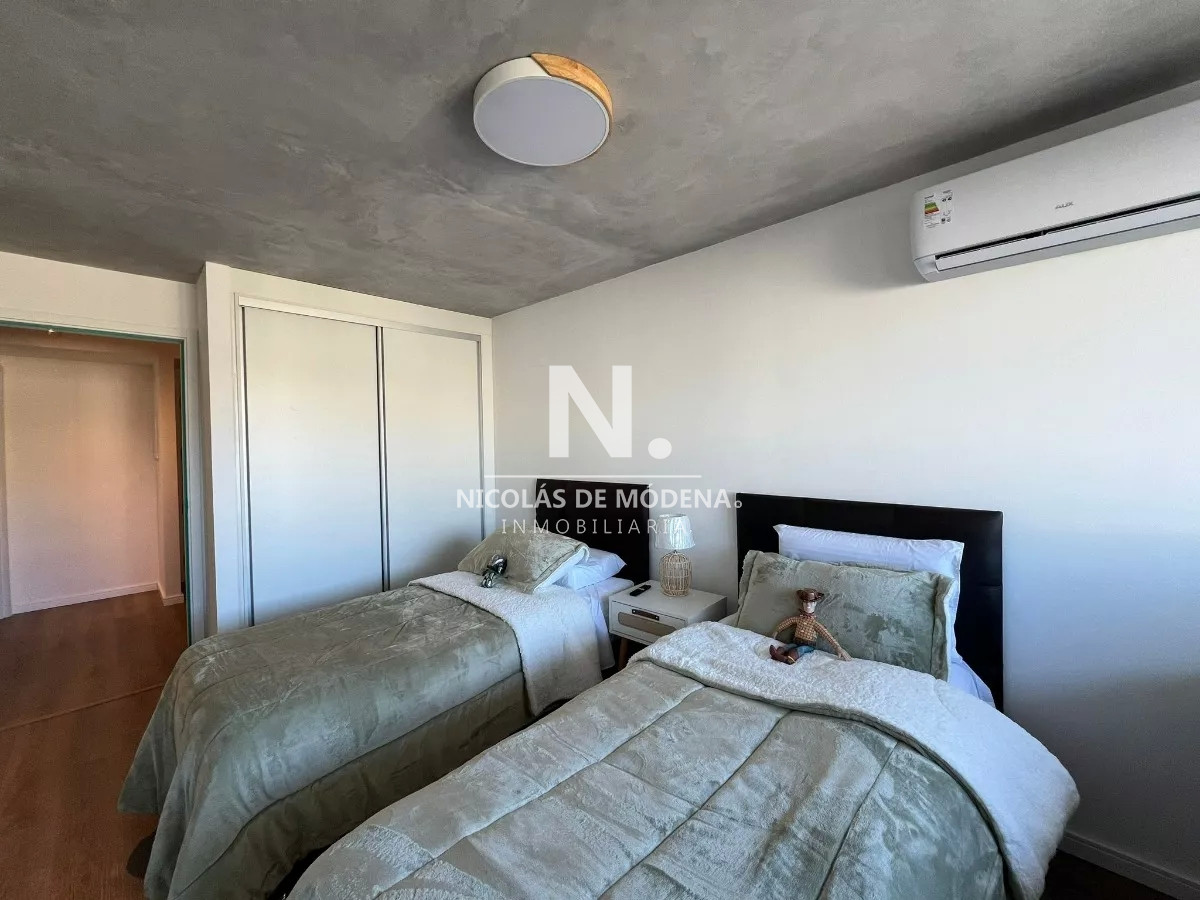 style="height:120px;object-fit:cover;"