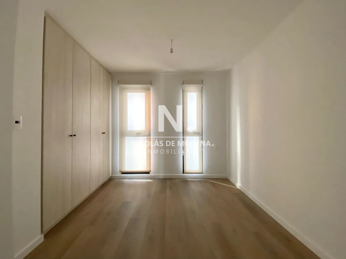 style="height:120px;object-fit:cover;"