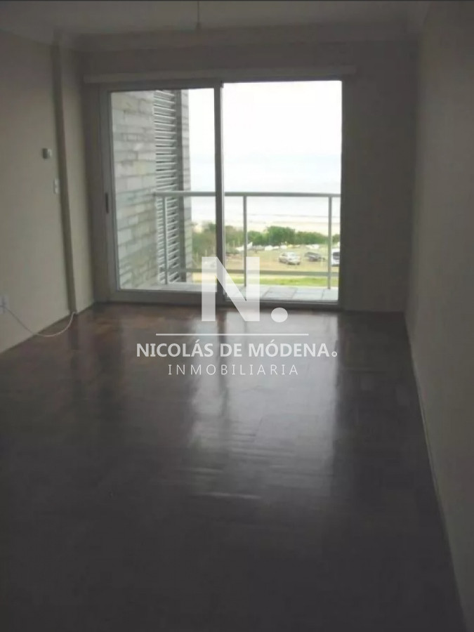 style="height:120px;object-fit:cover;"