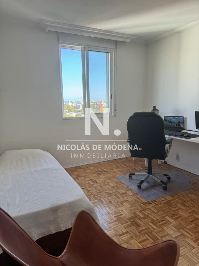 style="height:120px;object-fit:cover;"