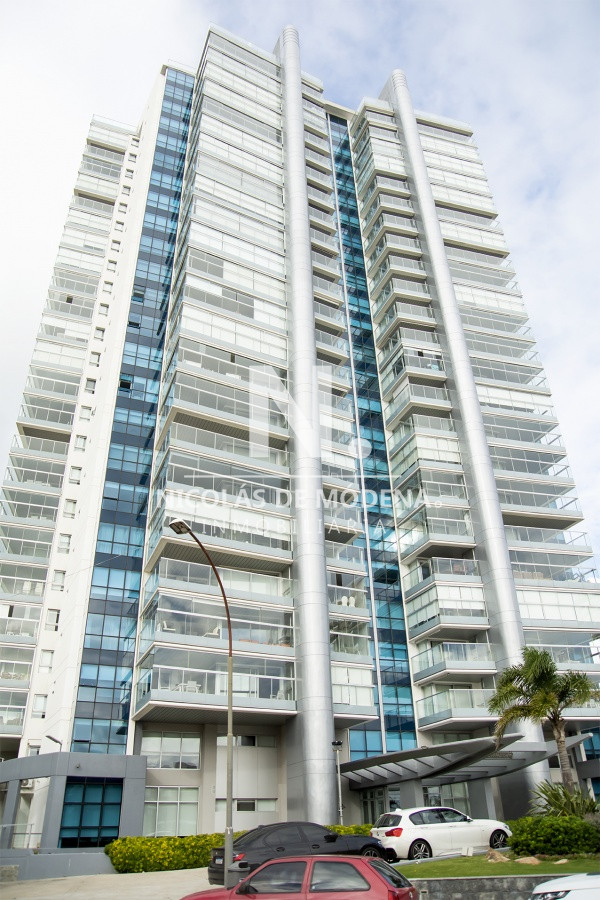 style="height:120px;object-fit:cover;"