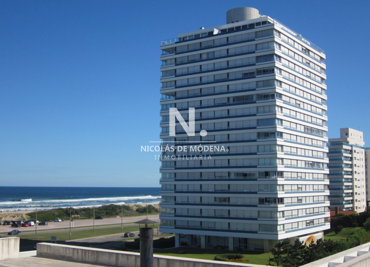 style="height:120px;object-fit:cover;"