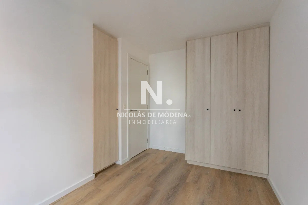 style="height:120px;object-fit:cover;"