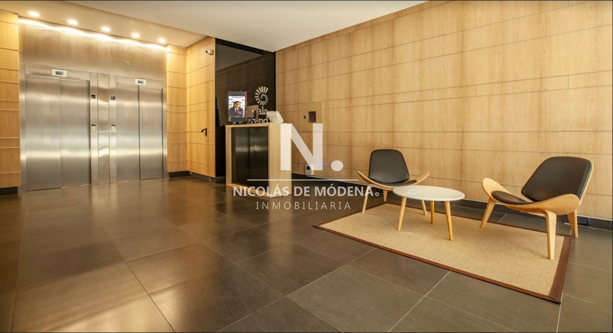 style="height:120px;object-fit:cover;"