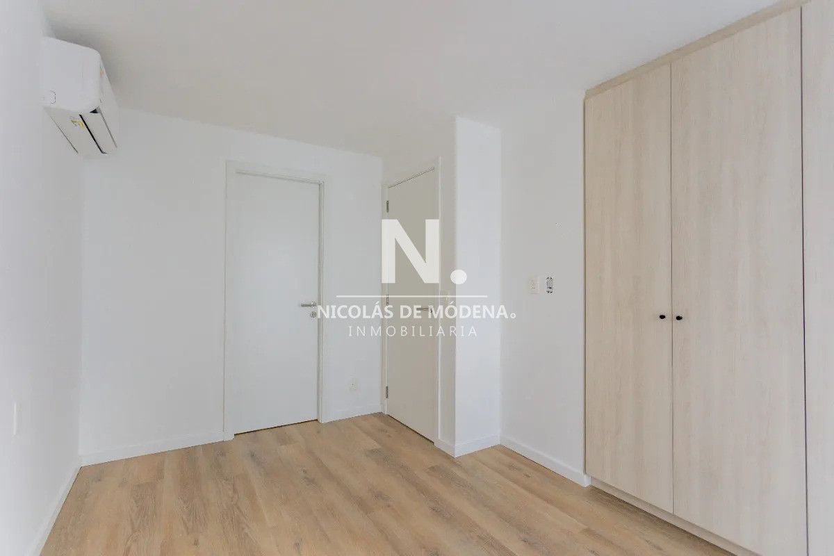 style="height:120px;object-fit:cover;"