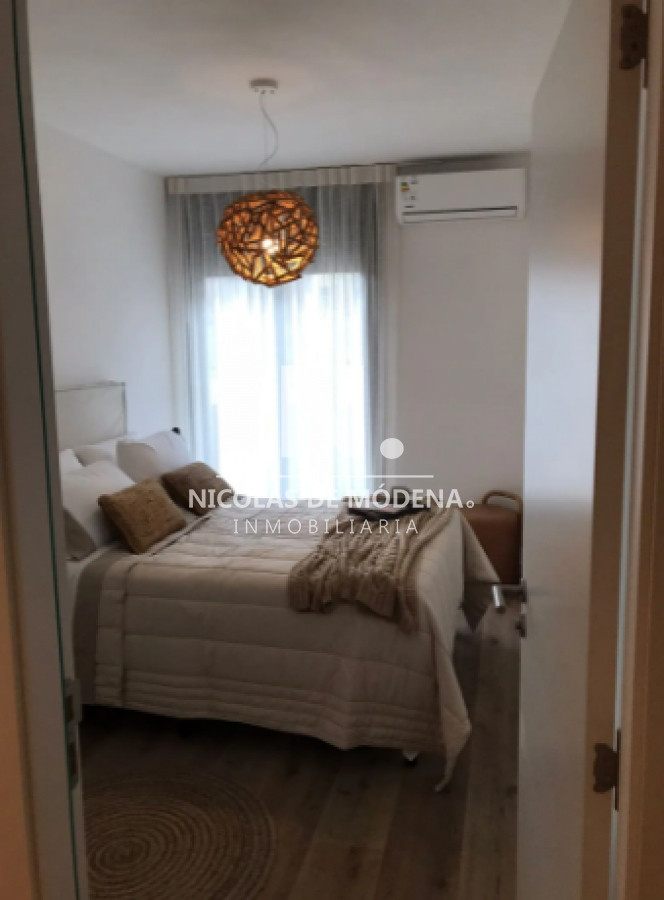 style="height:120px;object-fit:cover;"
