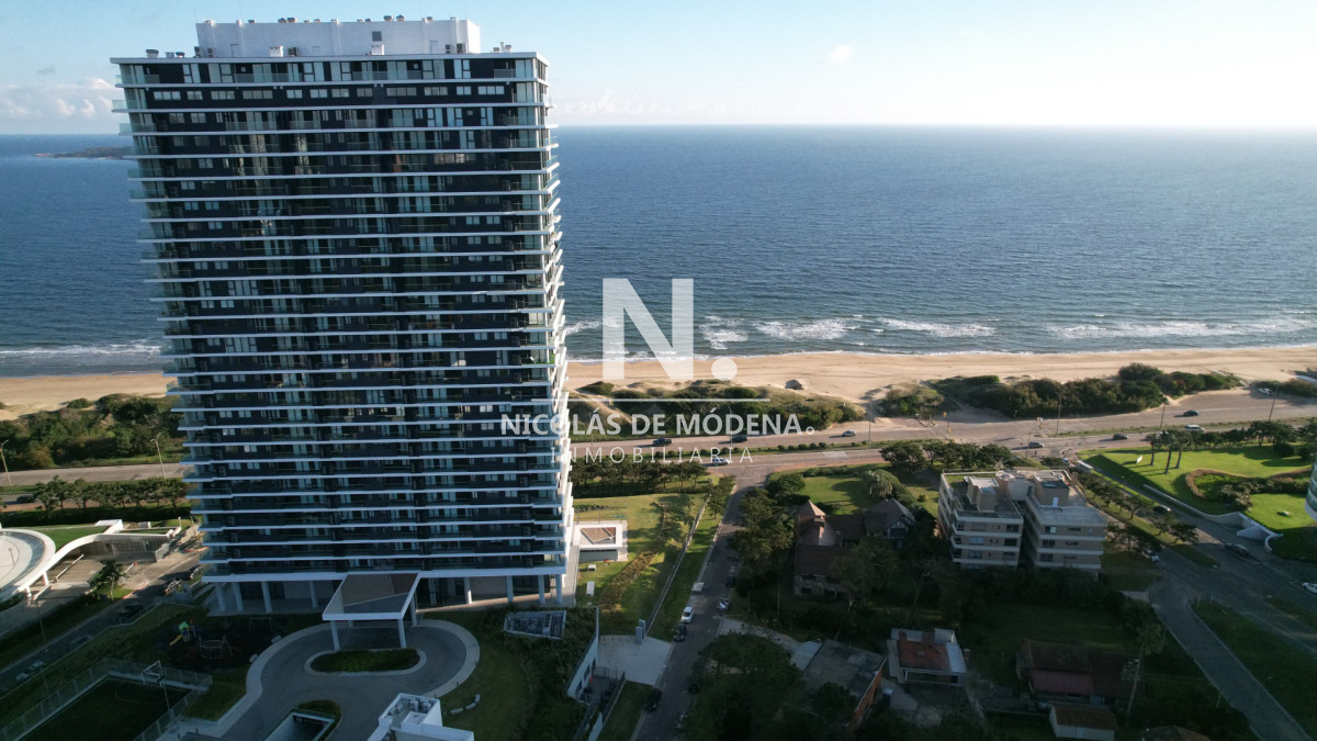 style="height:120px;object-fit:cover;"